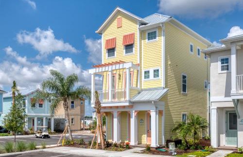 West Kissimmee House | Vibrant Cottage Near Disney With Margaritaville Resort & Island H20 Waterpark Access- 3000Sp