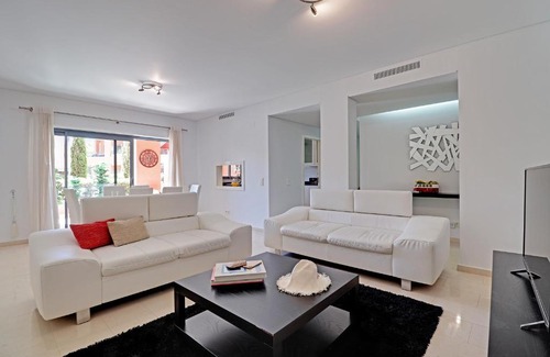 Vilamoura Apartment | Victoria Garden