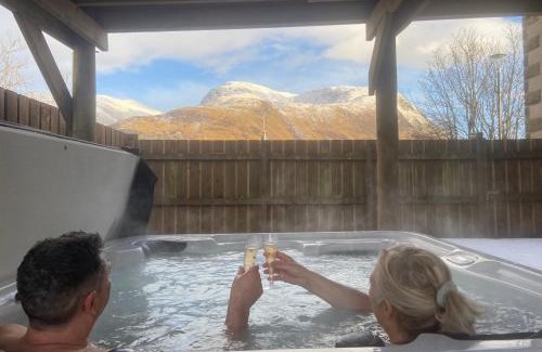 Fort William House | Victoria House Bed and Breakfast