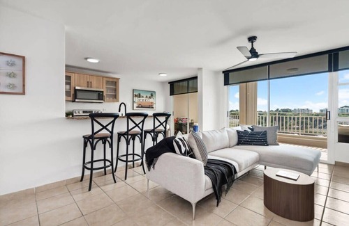 Sardinera Apartment | Victoria Marine’s View | Modern 3BR in Fajardo