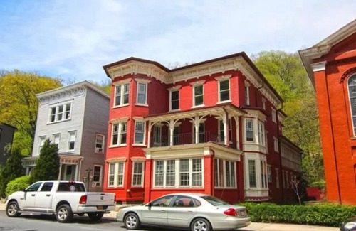 Jim Thorpe House | Victorian Balcony Level in the heart of historic Jim Thorpe