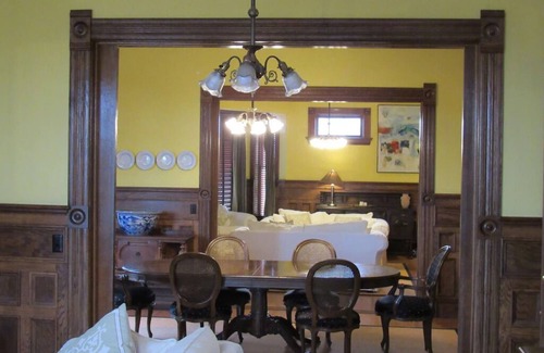 Downtown House | Victorian Mansion at Carter House Inns