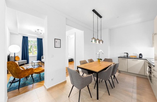 Rudolfsheim-Funfhaus Apartment | Vienna Chic Residences #Suite11