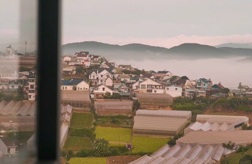 Da Lat Apartment | View Nhà Lồng, Đồi Núi - Phong Cách Trẻ Trung