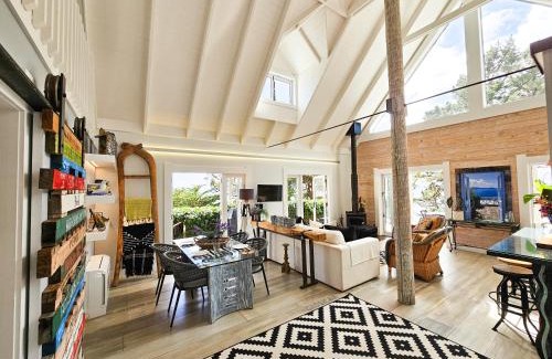 Onetangi House | Viewpoint - Stay Waiheke