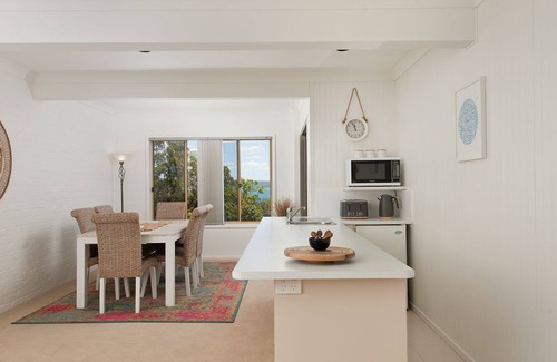 Nelson Bay Villa | Views at 42 holiday villa