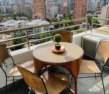 Apoquindo Apartment | Views Cordillera