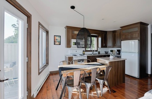 Baie-St-Paul House | Views that Captivate, Spa, Trails Await