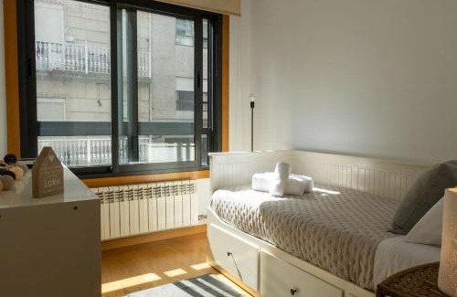 Vigo Apartment | Vigo Centro 3HAB Parking incluido & WiFi 5PAX ツ by Rias Baixas Rentals