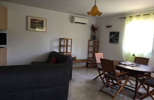 Sollies-Toucas Cottage | ViIlas Sollies Toucas rent all year