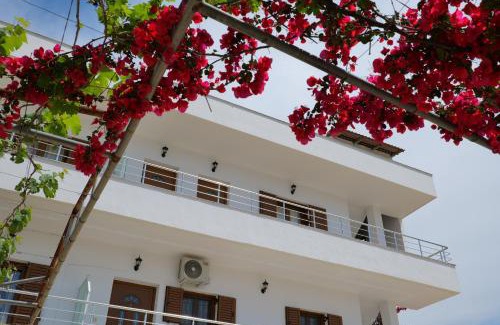 Ksamil Apartment | Vila Genci