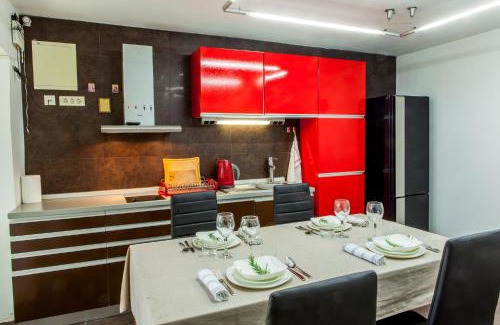 Sutomore Villa | Vila Hrastovi
