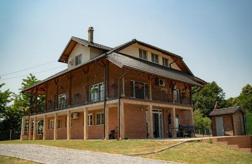 Central Serbia Villa | Vila Mitrović