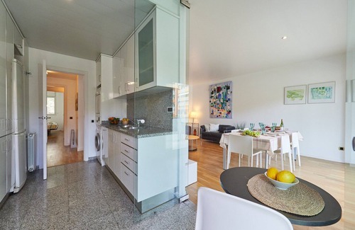 La Vila Olimpica del Poblenou Apartment | Vila Olimpica Pool Suites