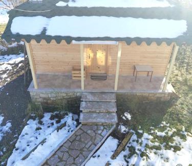 Moscopole Ski Chalet | Vila pushimi Gjergji Joga