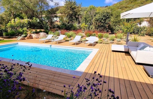 Tighine House | Villa Alba d'Oru, 8 pers, piscine chauffée, 5 minutes plage