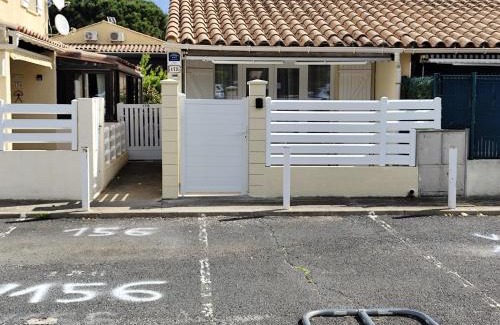 Cap d'Agde Villa | Villa émeraude dans résidence