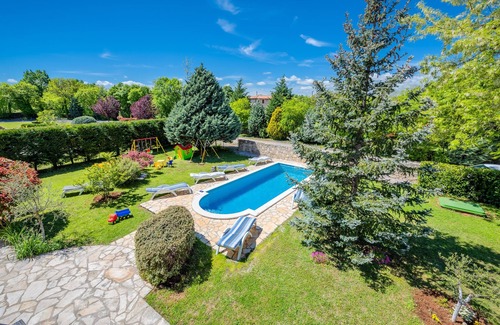 Sveta Nedelja Villa | Villa 1574/16144 (Istria - Nedeščina), 7000m from the beach