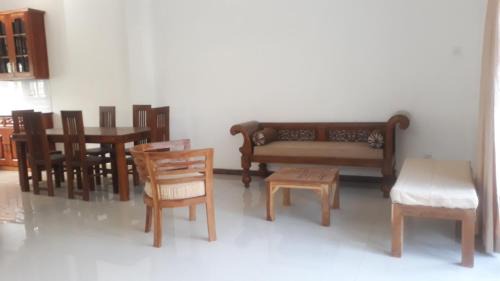 Sri Jayawardenepura Kotte Villa | Villa 61 - Capital of Sri Lanka