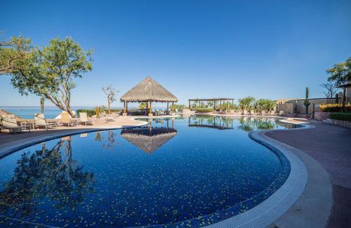 La Paz House | Villa #7 at Puerta Cortes Resort! Golf - Beachclub