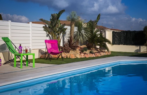 La Londe-les-Maures Villa | Villa 7Pers La Londe les Maures residential sector Facing the Or Hyères islands