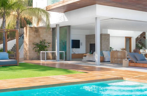 Sant Josep de sa Talaia Villa | Villa 'Ana' with Sea View, Wi-Fi and Air Conditioning