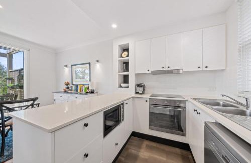 Pokolbin Villa | Villa Above Par, Cypress Lakes Resort, Premier 2 Storey Villa, 2 Bedrooms, both with Private Ensuites, Light Breakfast included