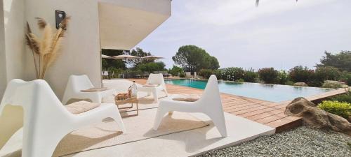 Lecci Villa | Villa Acqua 12 pers piscine chauffée accès direct plage