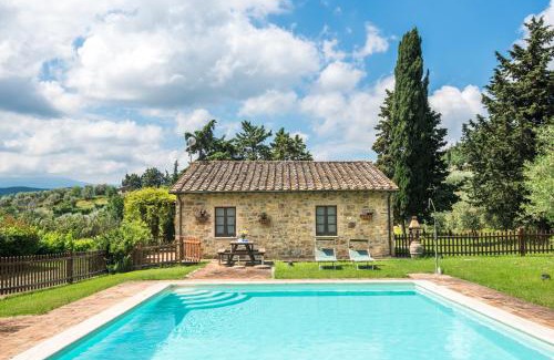 Castiglione d'Orcia Villa | Villa Agriturismo Il Pratone
