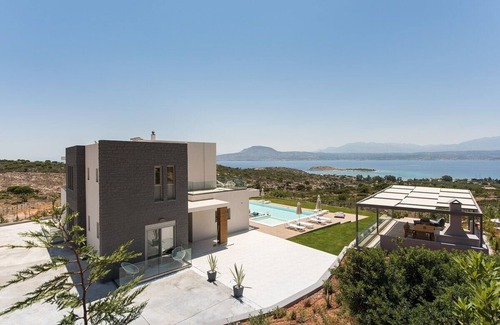Marathi Villa | Villa Alas