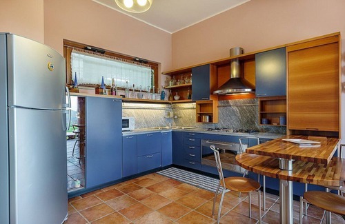 Laureana Cilento House | Villa Albatros A: A charming two-story villa surrounded by the greenery, with Free WI-FI.