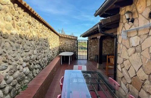 Candeleda Apartment | VILLA AMANECER
