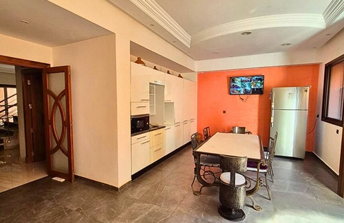 Menara Villa | Villa Amroth 450m² with private pool