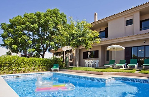 Urbanizacao dos Calicos Villa | Villa Andre 3 bedroom villa with pool - walking distance to Albufeira