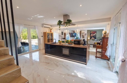 Zagvozd House | Villa Andrea (V7791-K1) - Zagvozd