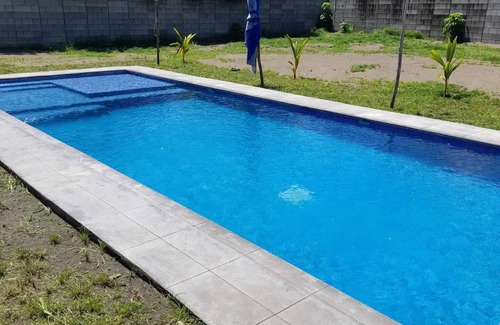 Monterrico House | Villa Anonasnn