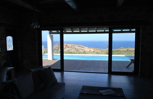 Livadia Villa | Villa Aphrodite - Affordable Luxury - Peace and tranquility