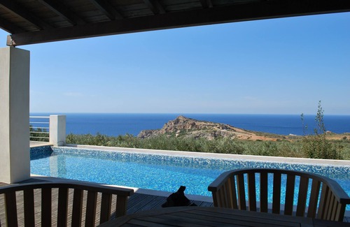Livadia Villa | Villa Aphrodite - Affordable Luxury - Peace and tranquility