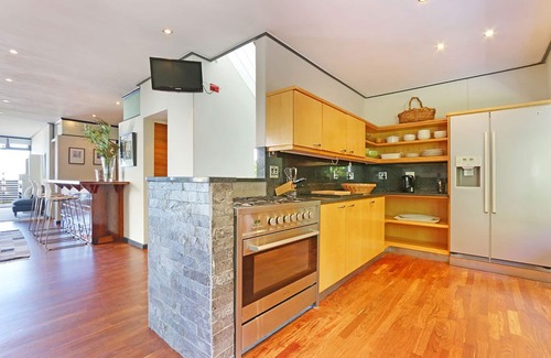 Camps Bay Villa | Villa Aqua