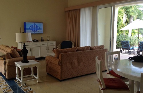 Cerritos Villa | Villa at Premier Resort - Emerald Bay