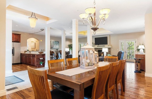 Branson House | Villa at the Hills - A Grand Branson Vacation! 4 BDR Golf Resort Villa
