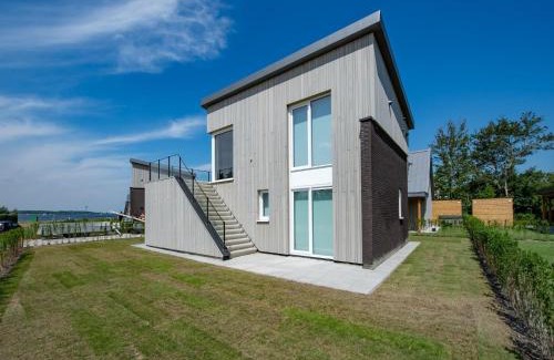 Kamperland House | Villa at Veerse Meer with Lake Views, cleaning included