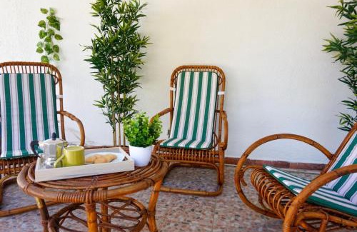 Quartu Sant'Elena Apartment | Villa Aurelia -Seafront Apartment with Patio