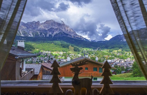 Cortina d'Ampezzo Apartment | Villa Aurora