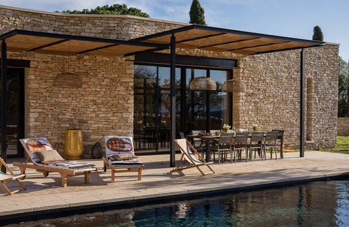 Gordes Villa | Villa AVA, heated pool & exceptional view, 5 min walk from Gordes