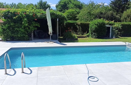 Salles House | Villa avec terrasse et piscine privée