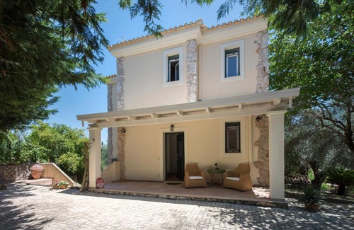 Dafnata Villa | Villa Aziza