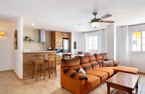 Conil de la Frontera City Center Apartment | Villa azorin Conil solo familias