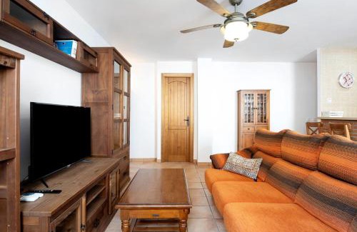 Conil de la Frontera City Center Apartment | Villa azorin Conil solo familias