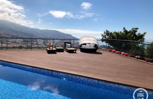 Santo Antonio Villa | Villa Beausoleil by Homie